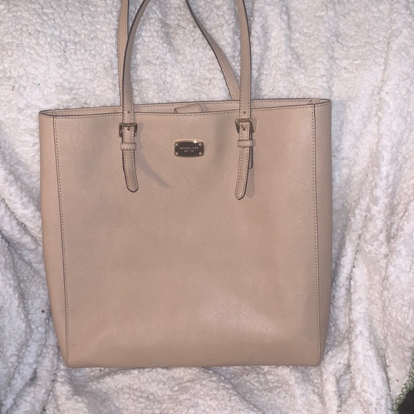 Michael Kors Large Jet Set Travel Saffiano Tote, Luggage Brown